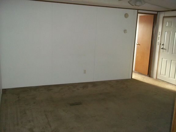 4th image of 3110 Meadowbrook Dr Lot 21