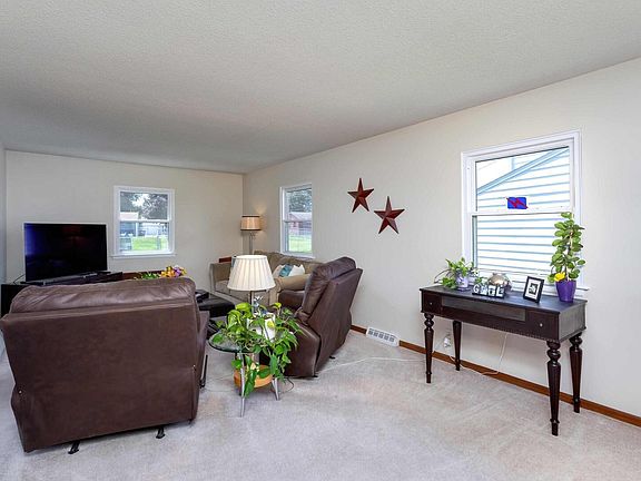 5th image of 4732 18th Avenue Ct