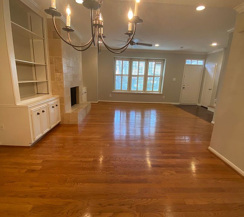 2nd image of 1439 Bering Dr #1553