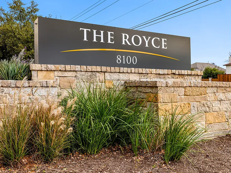 The Royce at 8100 — Photo 18