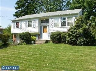 226 Mardale Dr, Somerdale, NJ 08083