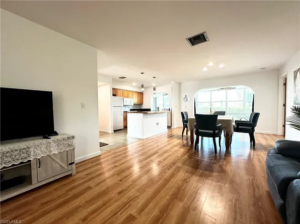 3439 Boca Ciega DR #E7, NAPLES, FL 34112