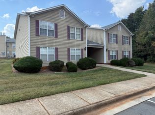 11 Meadowood Glen Way APT D, Greensboro, NC 27409