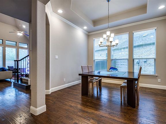 5th image of 2709 San Jacinto Dr