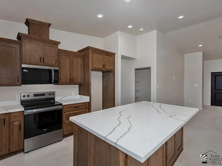 12633 E 51st Pl — Photo 8