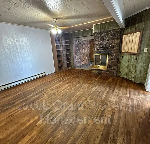 282 J St — Photo 24