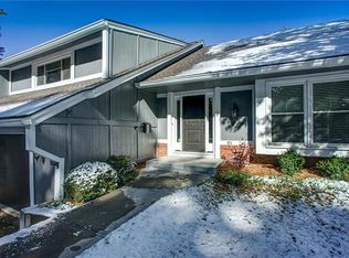 10502 W 52nd St, Shawnee, KS 66203