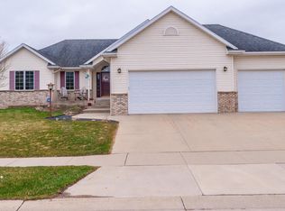3640 Nottingham Dr NW, Rochester, MN 55901