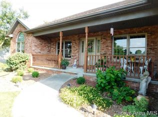 1124 Bridle Path Ln, Springfield, IL 62712