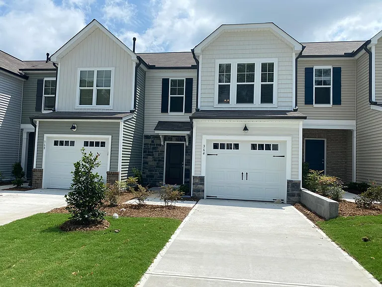 364 White Oak Ridge Dr — Photo 1