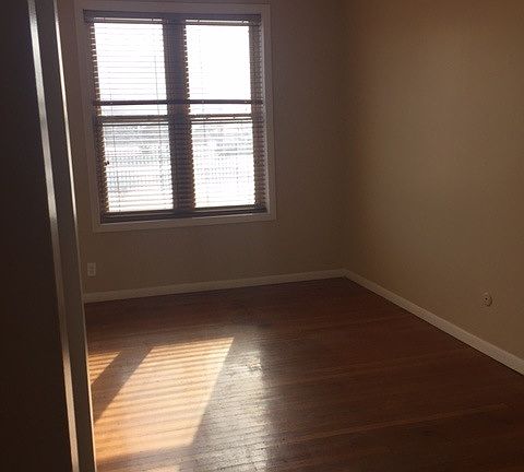 4th image of 1620 Central Ave APT 104