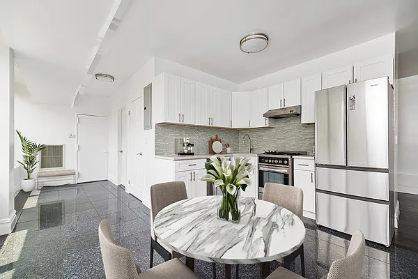 Rented by REAL New York | media 4