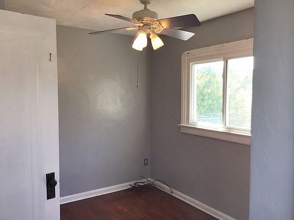 4th image of 4062 W 140th St