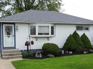 5843 Robert Dr, Brookpark, OH 44142