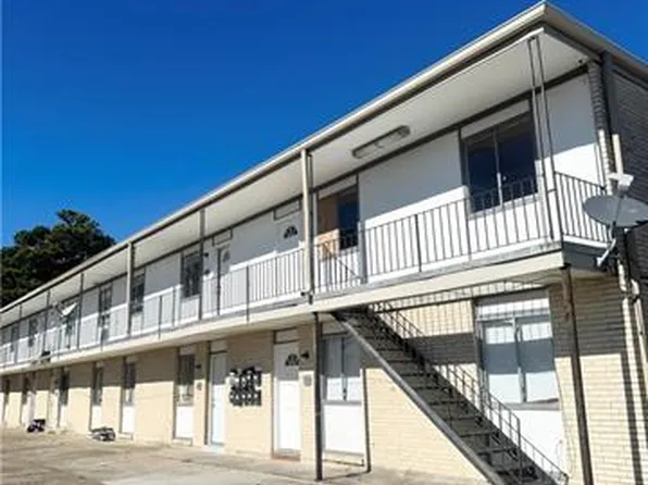 3124 Tournefort St, Chalmette, LA 70043