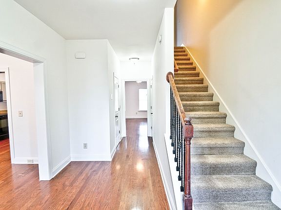 2nd image of 826 General Cabot Ct