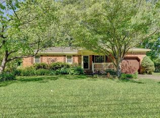 1024 Vanderploeg Dr, Chesapeake, VA 23320