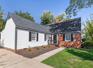 3909 Woodbriar Trl, Charlotte, NC 28205