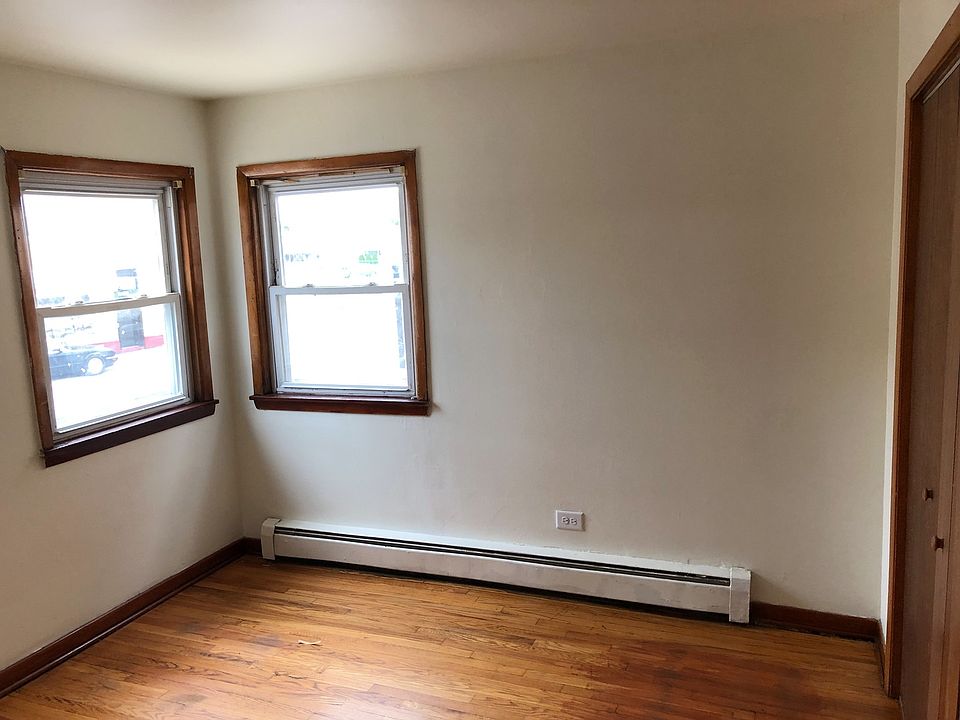 1st image of 8004 Grand Ave APT 1S