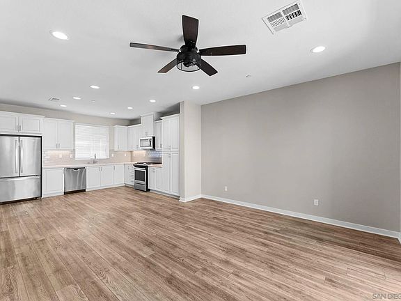 4th image of 2580 S Escondido Blvd Unit 612