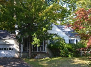 113 Stirling Rd, Warren, NJ 07059