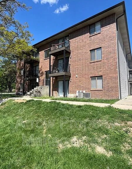 3405 Holdrege St #308 — Photo 12
