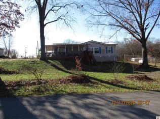 545 B Hall Rd, Cadiz, KY 42211