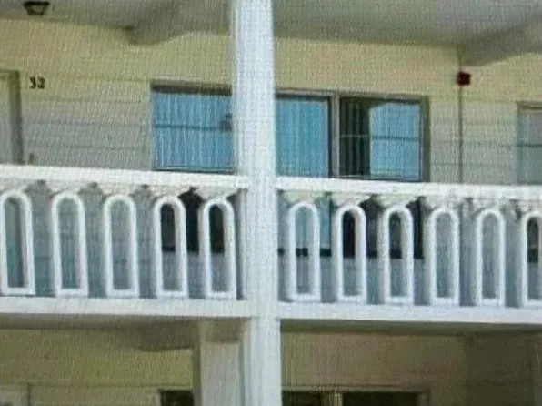 2020 WORLD PARKWAY BOULEVARD #8, CLEARWATER, FL 33763