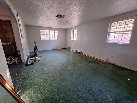 4th image of 1321 SW 62nd St