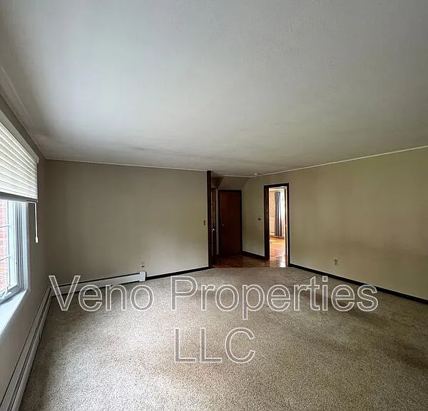 23 Glenwood Dr — Photo 16
