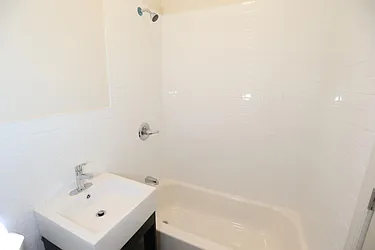 Rented by Gabriel Troncoso, LREB