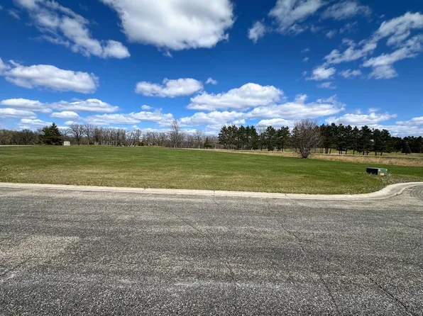 996 Links Way N, Perham, MN 56573