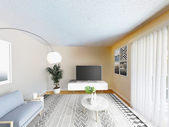 2nd image of 3955 Vineyard Ave #6-41