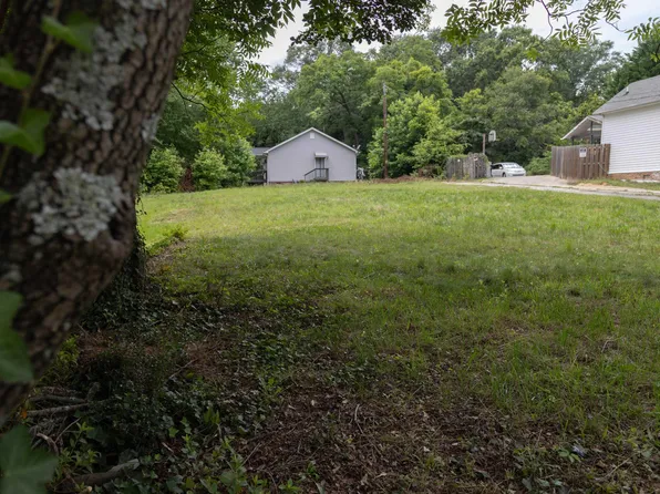 305 N Maple St, Simpsonville, SC 29681