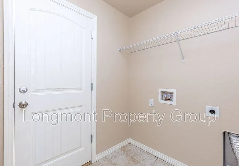 2650 Bridle Dr — Photo 9