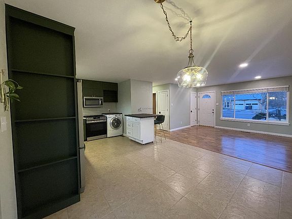 2nd image of 343 Joya Loop