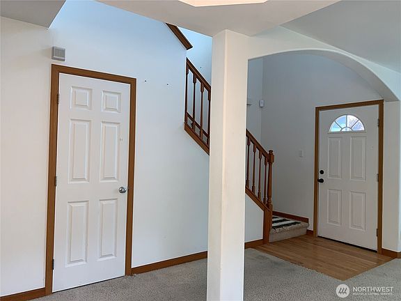 3rd image of 18408 106th Street E