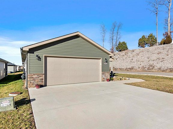 3rd image of 5211 Juden Brook Way
