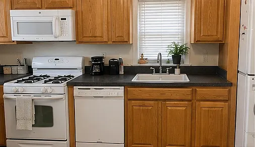 235 Parsons St #3 — Photo 14