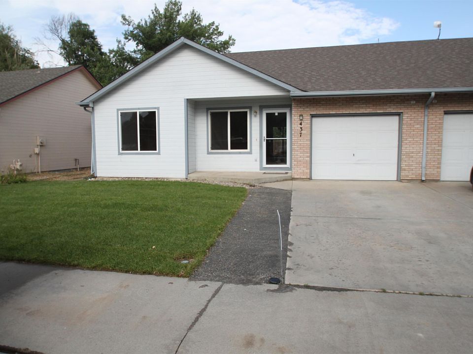 1st image of 437 Stevens Cir
