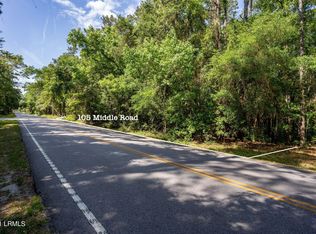 105 Middle Rd, Beaufort, SC 29907