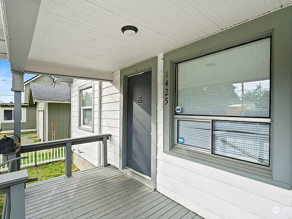 2nd image of 1425 S 47th Street