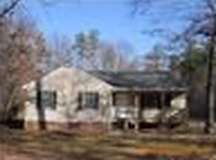 5820 Cattail Rd, Charles City, VA 23030