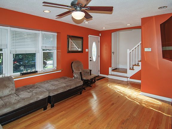 2nd image of 3628 S 59th Ave