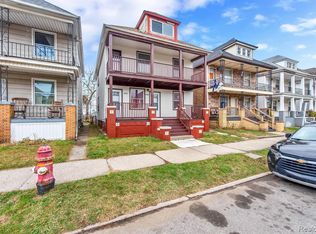 9506 Charest St #2, Hamtramck, MI 48212