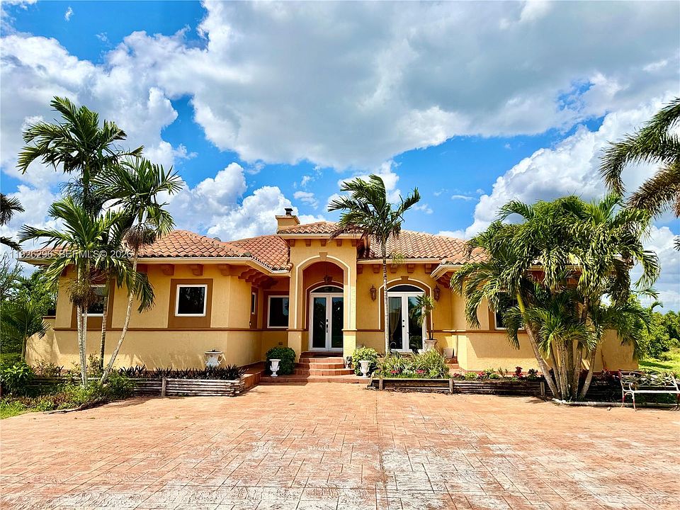1st image of 20401 SW 184th St