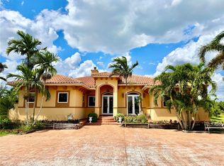 20401 SW 184th St, Miami, FL 33187