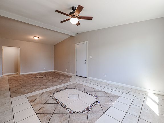 3rd image of 3607 W La Salle St