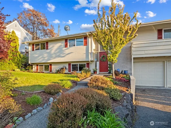 7702 23rd Street W, University Place, WA 98466