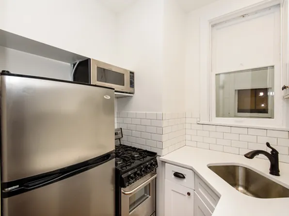 1010 W Altgeld St APT 12, Chicago, IL 60614